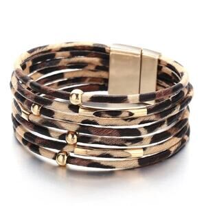 GALLANT & GRACE  Multilayer Leopard Print Wrap Bracelet